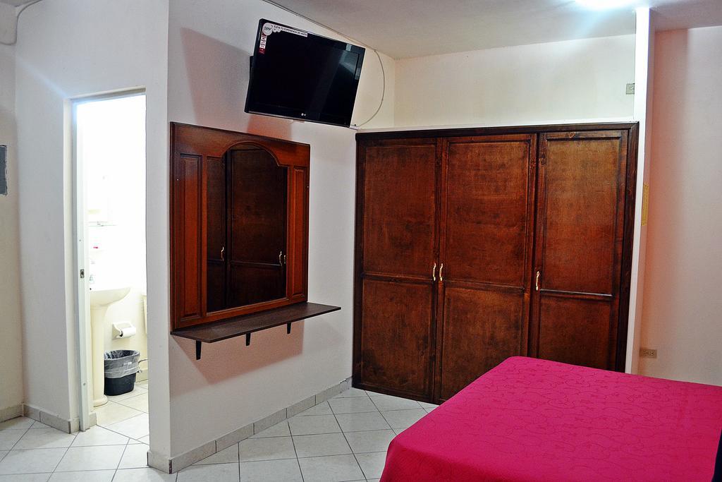 Hotel Marina Del Sol La Paz B.C.S Szoba fotó